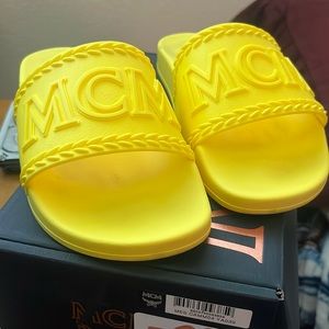 MCM slides